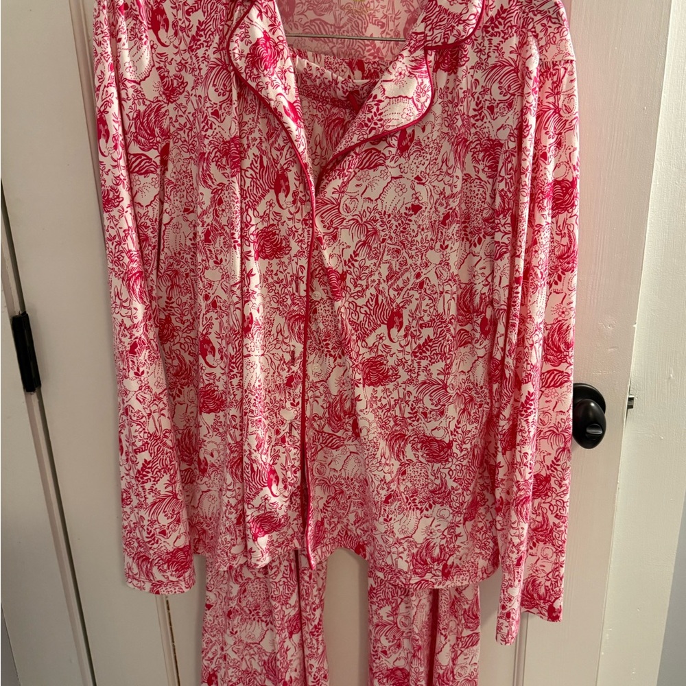 Lilly Pulitzer Raspberry Rouge Animal Magnetism Button-Up PAJAMA SET